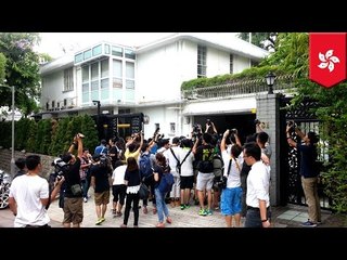 Dom pro-demokratycznego oligarchy medialnego przeczesany przez policję.