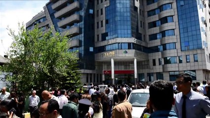 Sismo de magnitud 7,3 golpea de nuevo Nepal