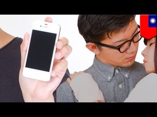 就寝中、LINEの音で浮気バレる