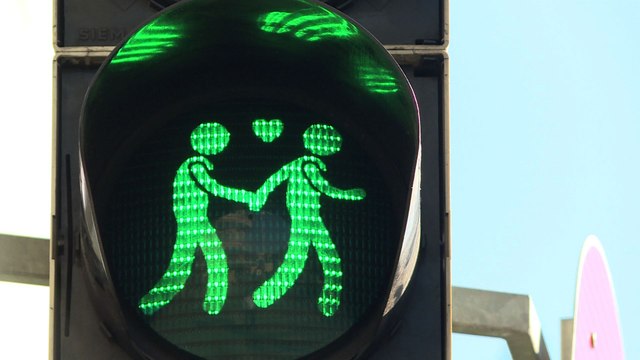 A Vienne, des feux tricolores gay friendly