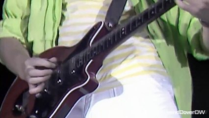 Queen - We Will Rock You (Live at Wembley Stadium) HD