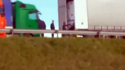 French police 'use violence' against migrants