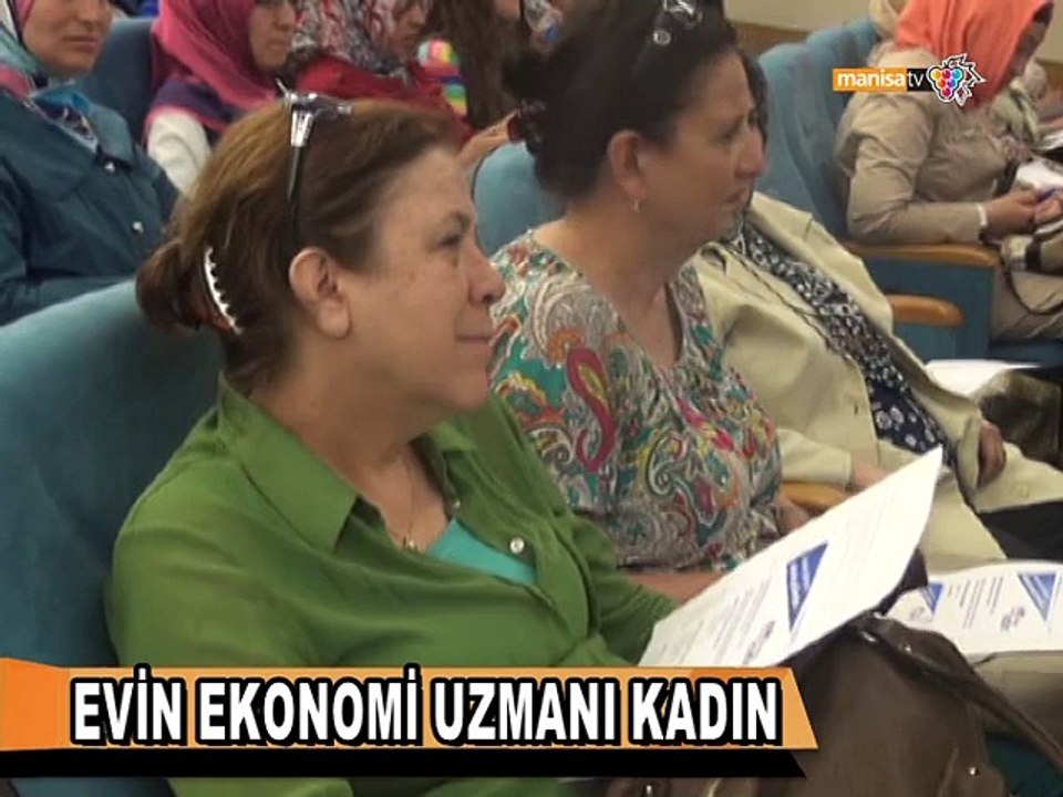 EVİN EKONOMİ UZMANI KADIN