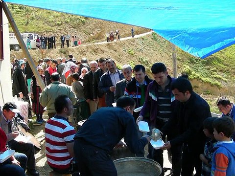 KASIMAĞZI KÖYÜ YEDİHARMAN YAYLASI 2013 RAMAZAN BAYRAMI
