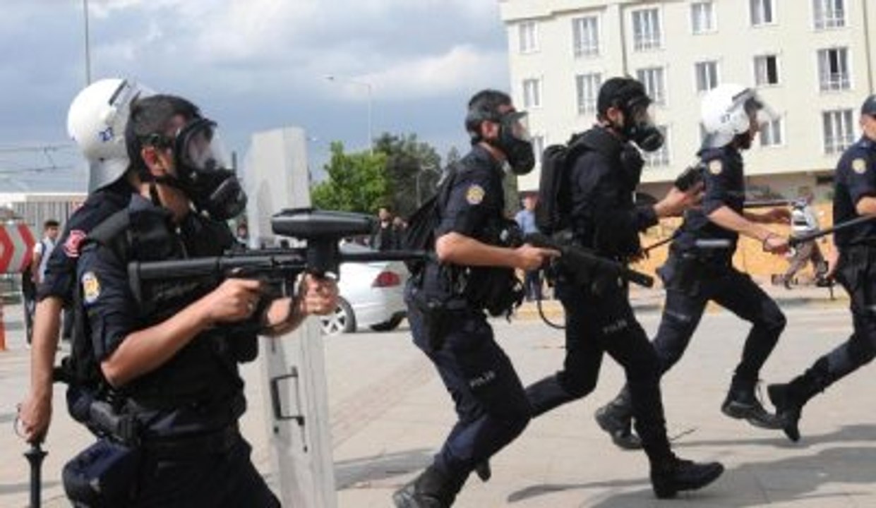 Gaziantep'te Karşıt Görüşlü Öğrenciler Arasında Gerginlik (2)- Yeniden