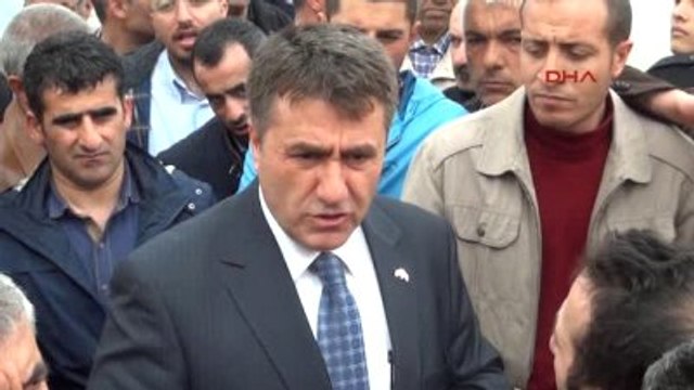 Erzurum'da Konutzedelerin Eylemine MHP Adayı Destek Verdi