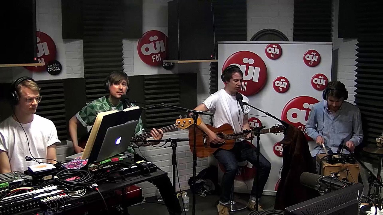 Django Django - Beginning to Fade - Session acoustique OÜI FM