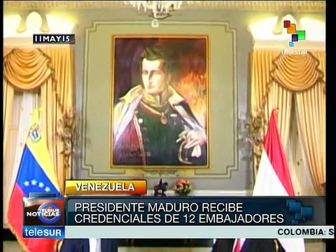 Recibe Maduro cartas-credenciales de 12 embajadores