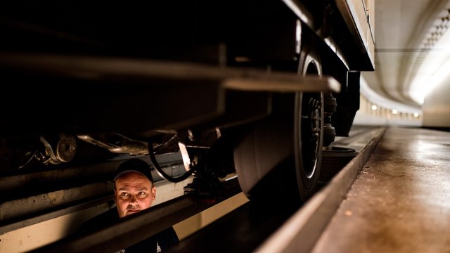 Keeping the trains on time on the Capitol night shift