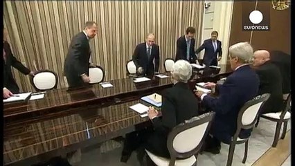 Descargar video: Kerry zu Gesprächen mit Putin und Lawrow in Russland