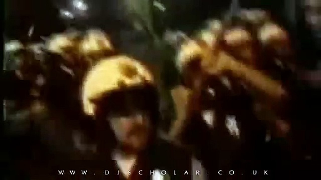 2pac - Last To fall ( dissing Dre, Nas, De La Soul, Puffy, Biggie )