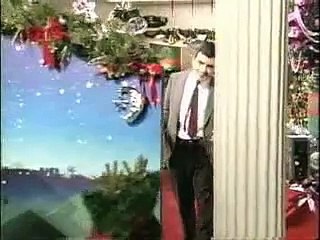 Christmas Scene VERY FUNNY!!! - Mr Bean