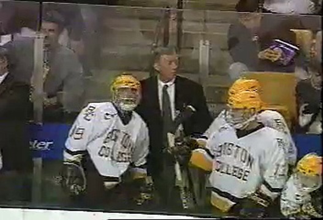 Hockey - Great Stickhandling Goal?syndication=228326