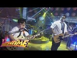 Jugs Mini Me & Itchyworms on It's Showtime stage