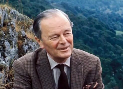 BBC. The Ascent of Man. Extra Interview with Sir David Attenborough.