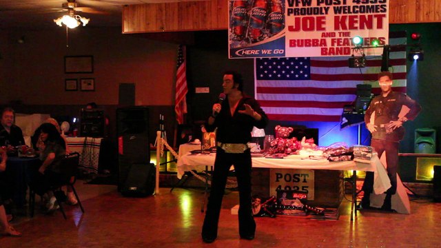 Joe Kent talks about having to pay to sing songs at Elvis Presley Memorial VFW Memphis video