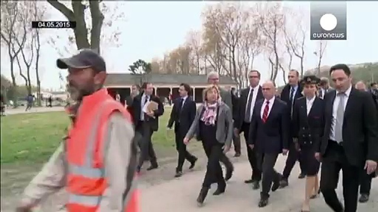 Videoaufnahmen zeigen brutales Vorgehen der französischen Polizei gegen Migranten