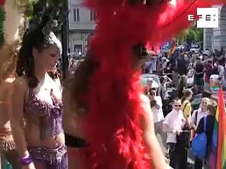 Varsovia vuelve a celebrar la fiesta gay, entre el escándalo homófobo,