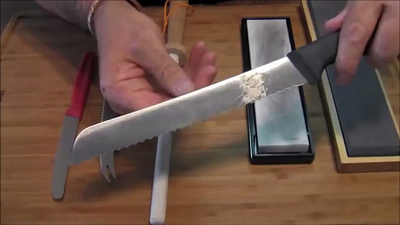Knife Sharpening: Kitchen Knife Sharpening: How To Sharpen A Serrated Knife Blade