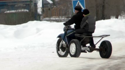 Мотоцикл с задним мостом от машины !