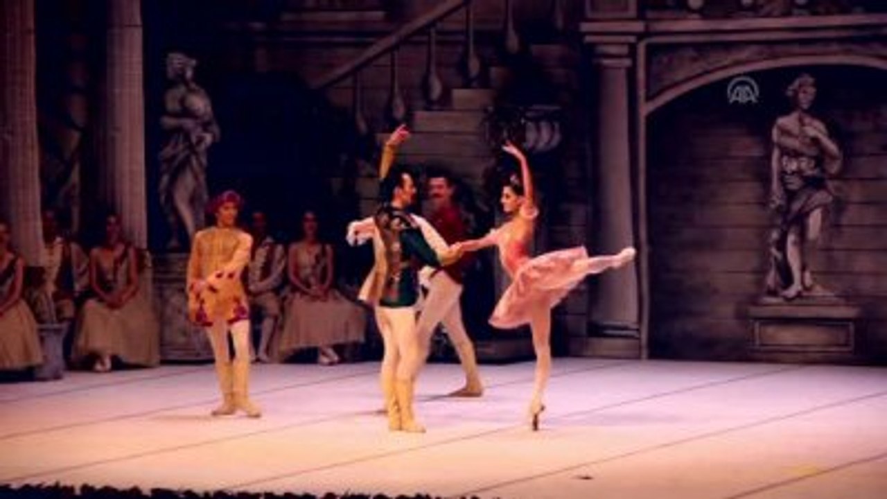 Uyuyan Güzel" Balesinin Son Gösterimi Yapıldı