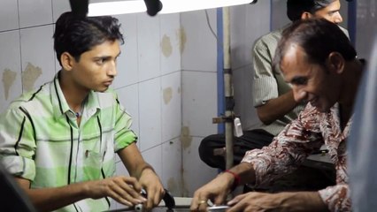 Огранка алмазов, г. Сурат, Индия (The diamond cutting, Surat, India)