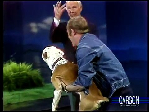 Amazing Dog Trick: Dog Climbing Tree on Johnny Carson's Tonight Show
