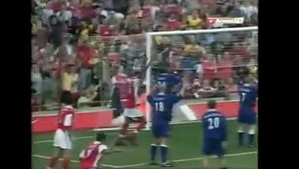 Arsenal Season Review 1999-00 part 1of2