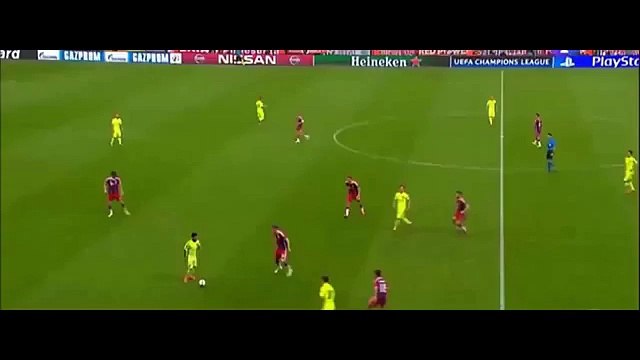 Barcelona: Luis Suárez ridiculizó a Benatia con esta jugada