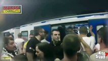 Racisme : des supporters de la Juventus forcent un homme noir à sortir du métro ( Real Madrid vs. Juventus)