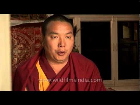 Lama Tashi singing his unique multi-phonic chant