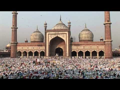 Muslims congregate for Eid Namaz at Jama Masjid of Delhi