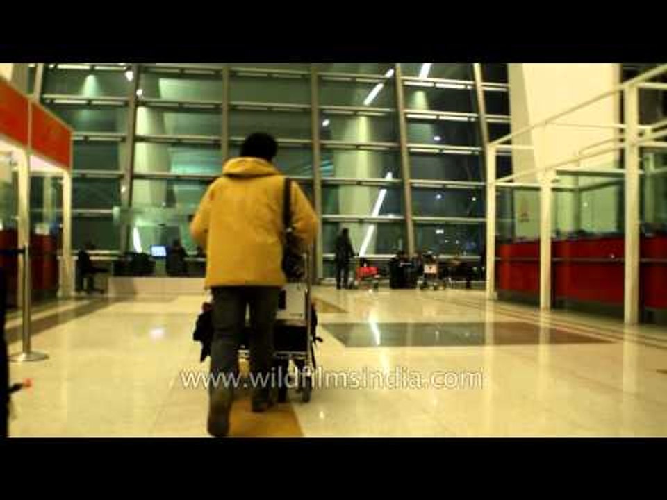 T3 airport Delhi: entrance, security check and airline check-in