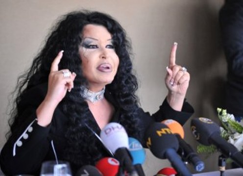 Bülent Ersoy: Kenan Evren'e Hakkımı Helal Etmiyorum