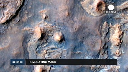 طلاب بلجيكيون يقومون ببعثة لمحاكة الحياة على سطح المريخ