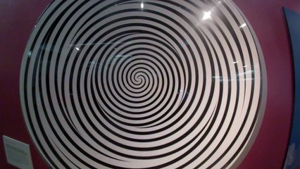 Mesmerizing Hypnotic Spiral 🌀