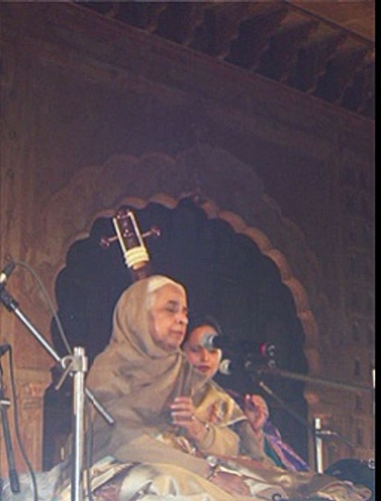 {Thumri} - Binati Karat Hoon - Girija Devi