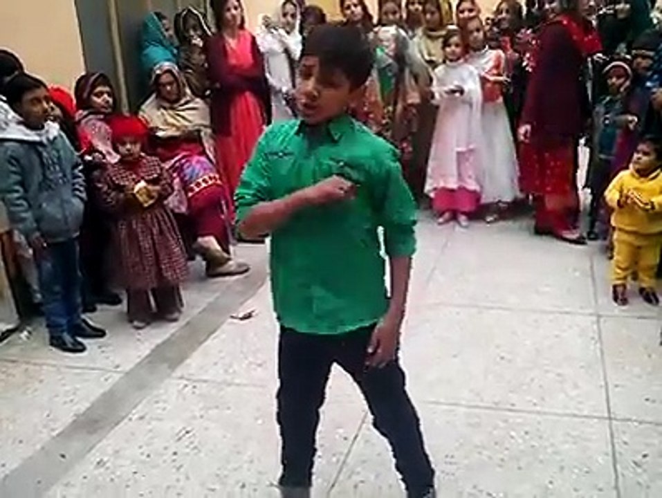 Awsome Dance performance / Love Dose / HD