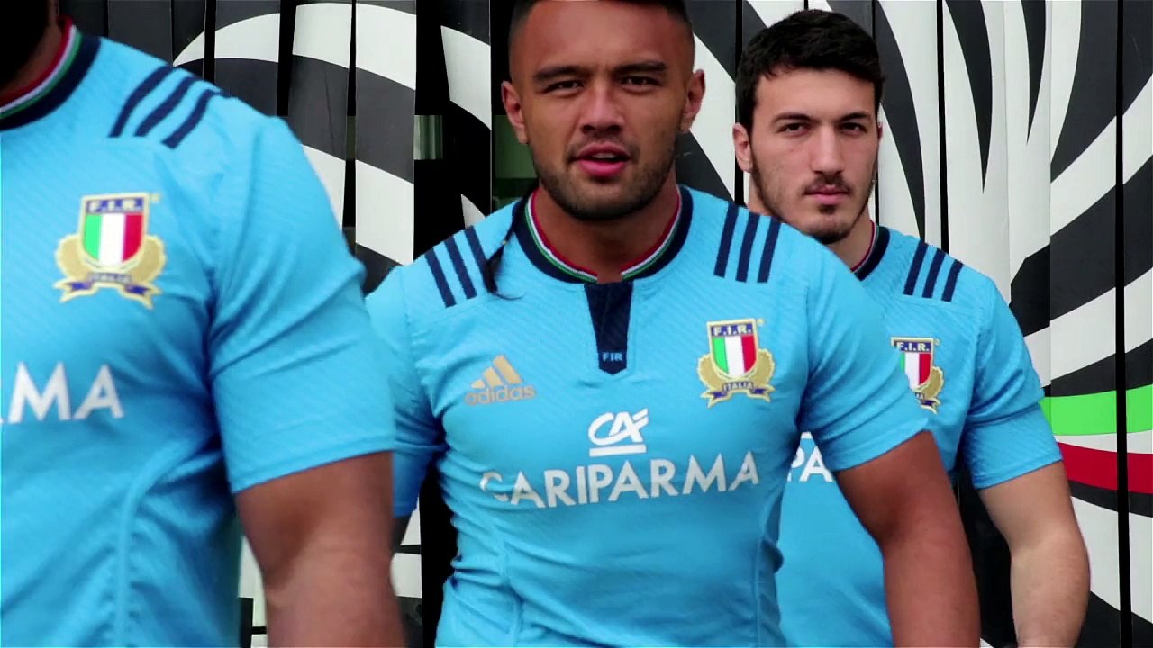Gli Azzurri di Italrugby e lo strano pallone di Acqua San Benedetto...
