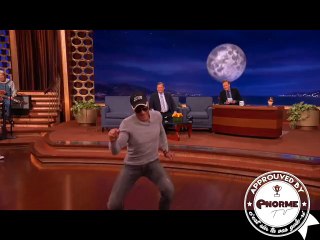 Jean-Claude Vandamme peut encore danser