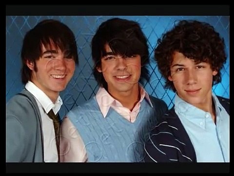 Jonas Brothers-When You Look Me In the Eyes+Lyrics