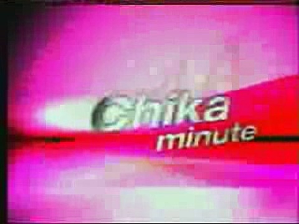 Julia Clarete - Chika Minute 111105