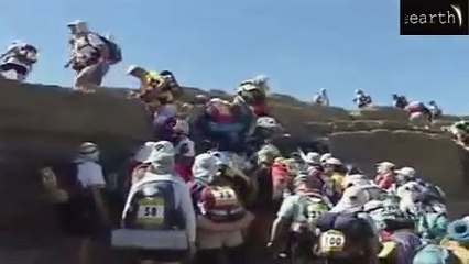 Big Earth meets Steve Backshall- Marathon Des Sables