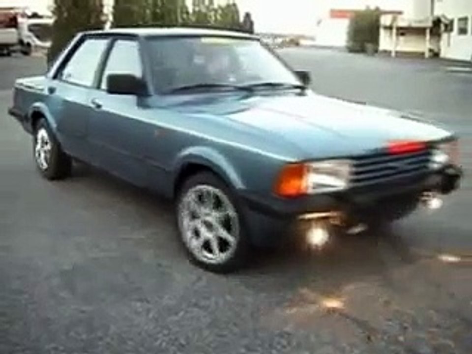 Old Ford Taunus can sill make smoke