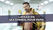 Ezequiel Lavezzi à moitié nu dans une pub pour Pepsi