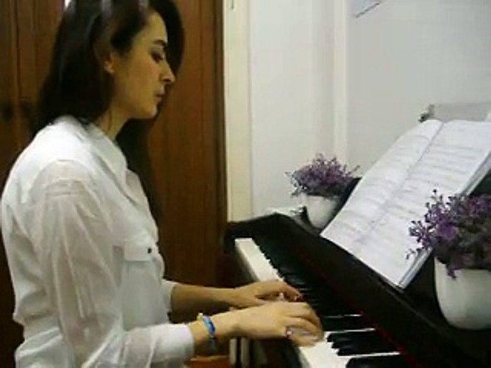 MEDARMONİ SANAT AKADEMİSİ- PİYANO DERSİ_www.medarmonisanat.com