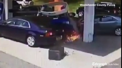 Off duty policeman saves man from burning car at petrol station