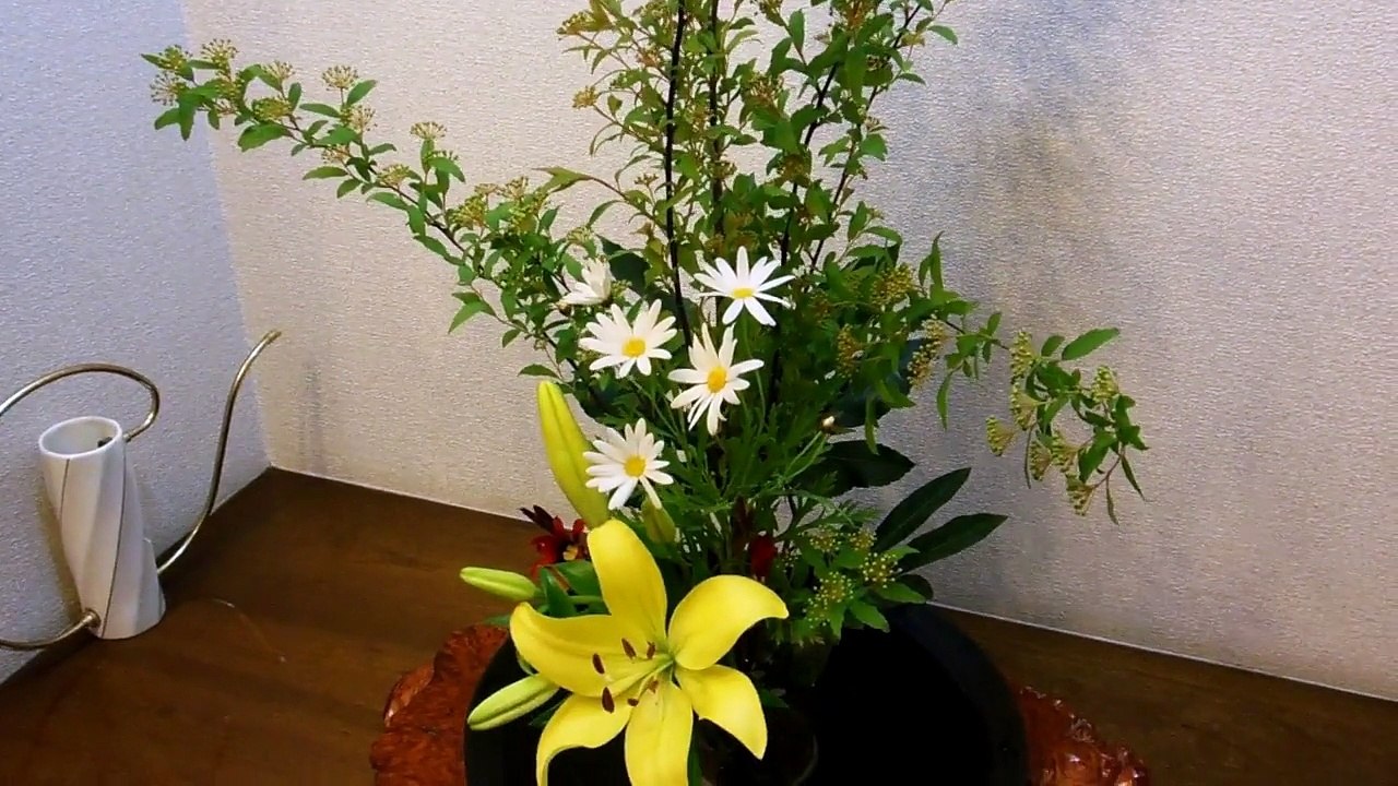 Japanese Early Summer Ikebana