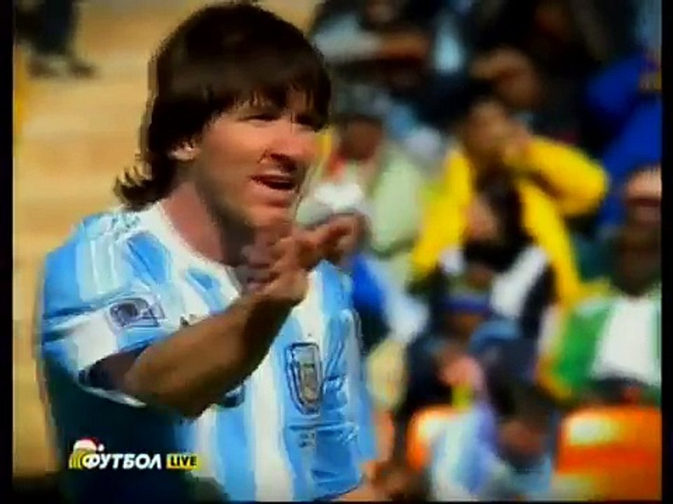 Lionel Messi wins Fifa Ballon d'Or award ( Golden Ball ) 2010