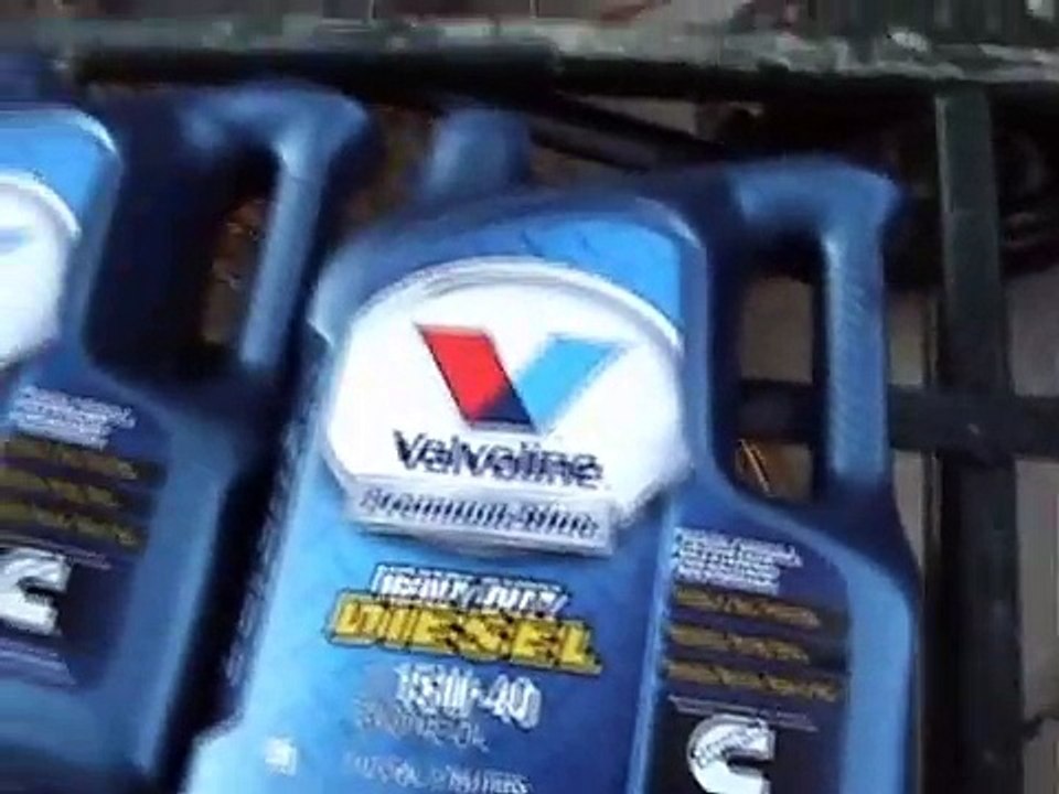 Oil Change on my "new" 2000 Bobcat 753 Skid Steer